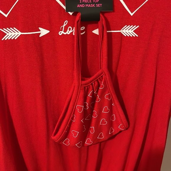 XS Shirt and Mask - Picture 2 of 2